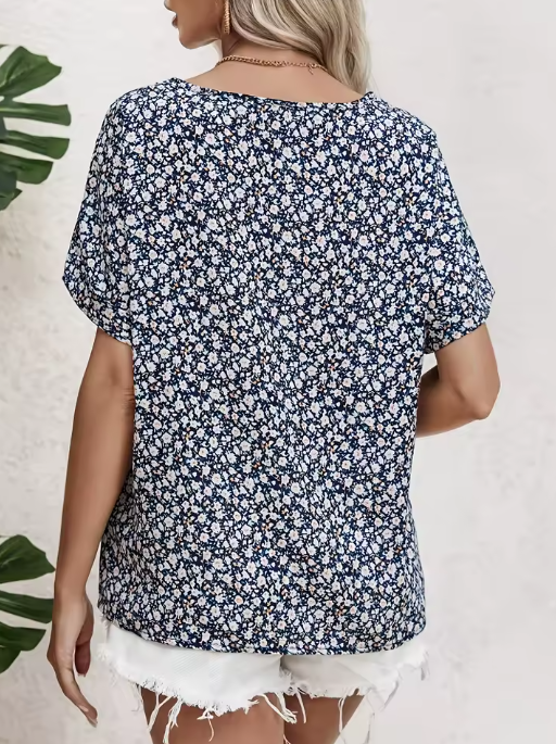 VERNA – CHIC BLOUSE WITH A BLOSSOMING TOUCH