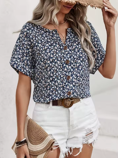 VERNA – CHIC BLOUSE WITH A BLOSSOMING TOUCH