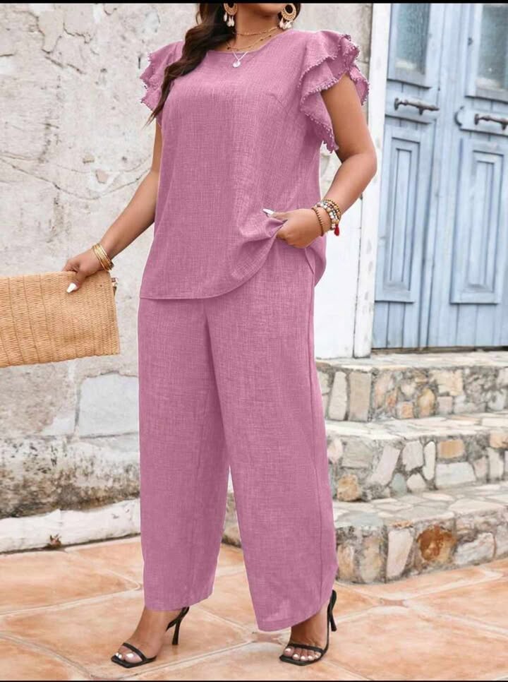 LIDIA – LINEN SET WITH BREEZY SOPHISTICATION