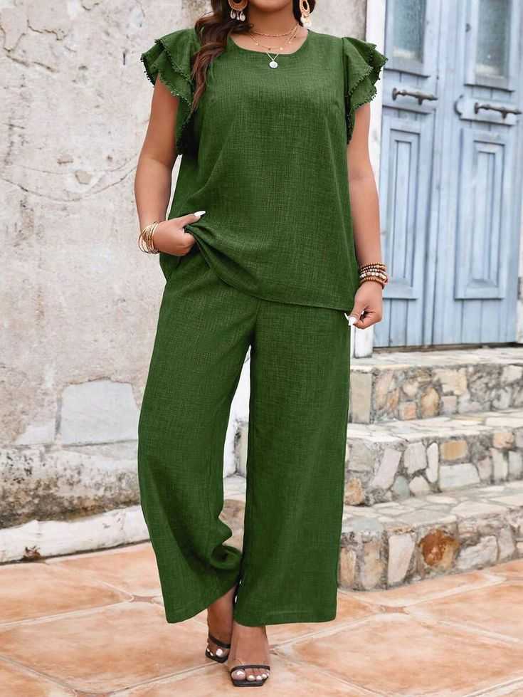 LIDIA – LINEN SET WITH BREEZY SOPHISTICATION