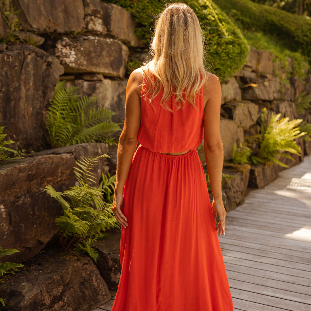 EMMA – SUMMER RADIANCE IN VIBRANT ORANGE