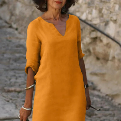 RICA – FLATTERING V-NECK WITH GRACEFUL DRAPE