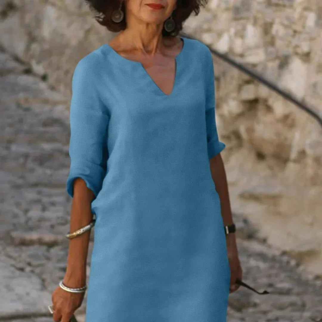 RICA – FLATTERING V-NECK WITH GRACEFUL DRAPE