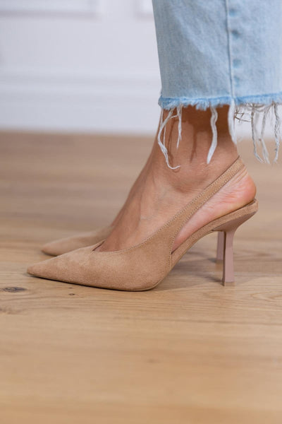 MARLENA – SUBTLE GRACE IN NUDE SLINGBACKS