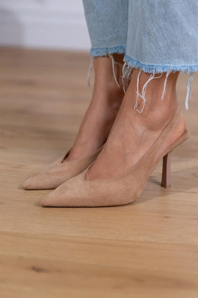 MARLENA – SUBTLE GRACE IN NUDE SLINGBACKS