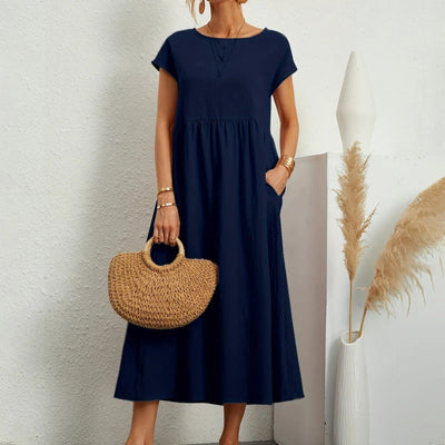 CATHERINE – TIMELESS GRACE IN A FLUID SILHOUETTE
