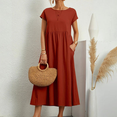 CATHERINE – TIMELESS GRACE IN A FLUID SILHOUETTE