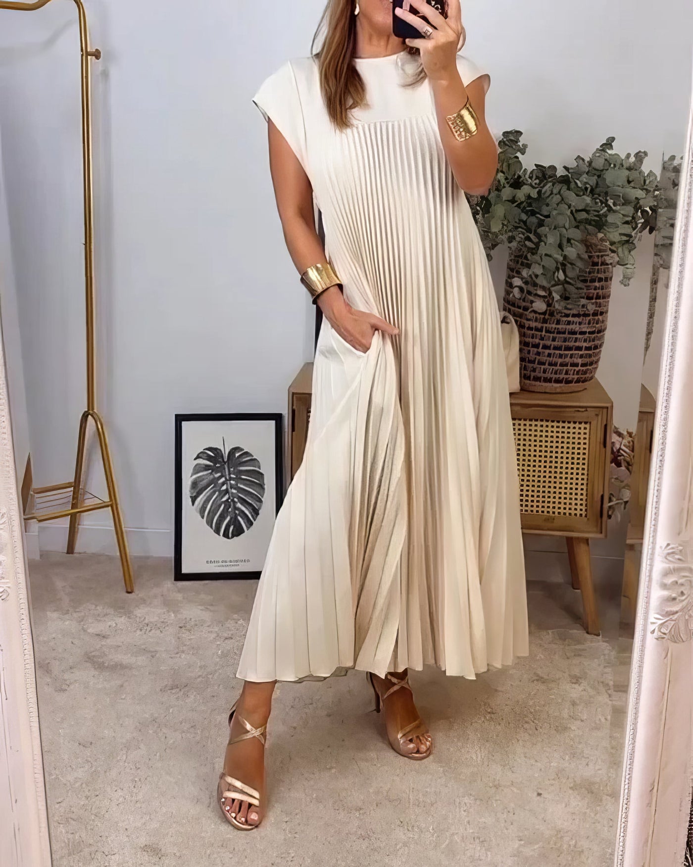ELEONORA - DRESS WITH PLEATED SLEEVELESS