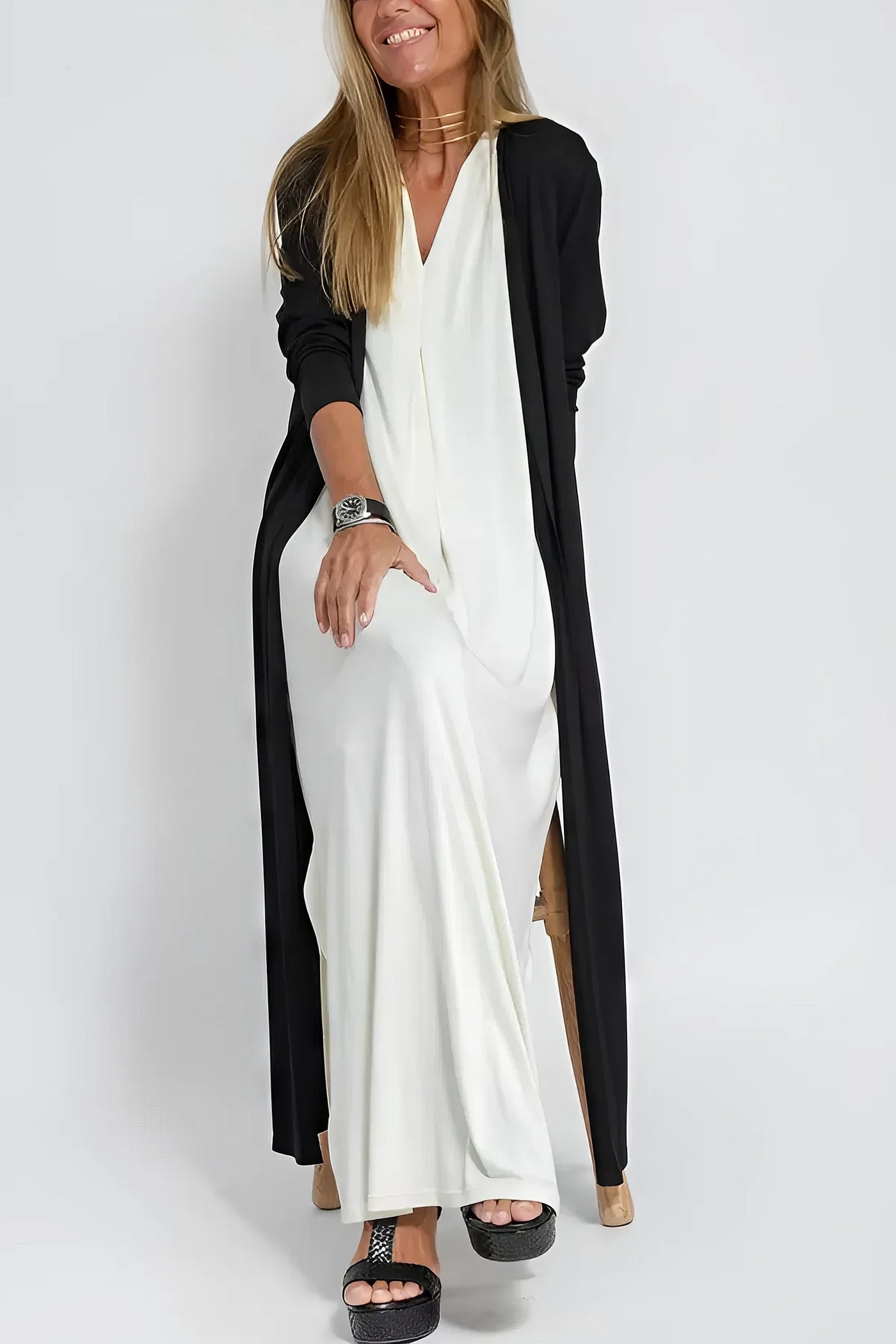 Elise – timeless grace with a matching touch
